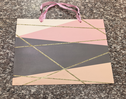 DF. QESE LETRE 10 "32x26x12cm" (384) 820-11