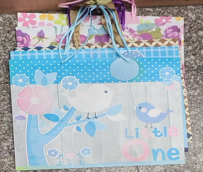 DF. QESE LETRE 16 "33x40x20cm" (196) 820-17