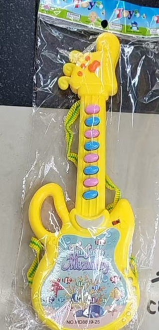 LO. LODER GITARE (240) 1374-10