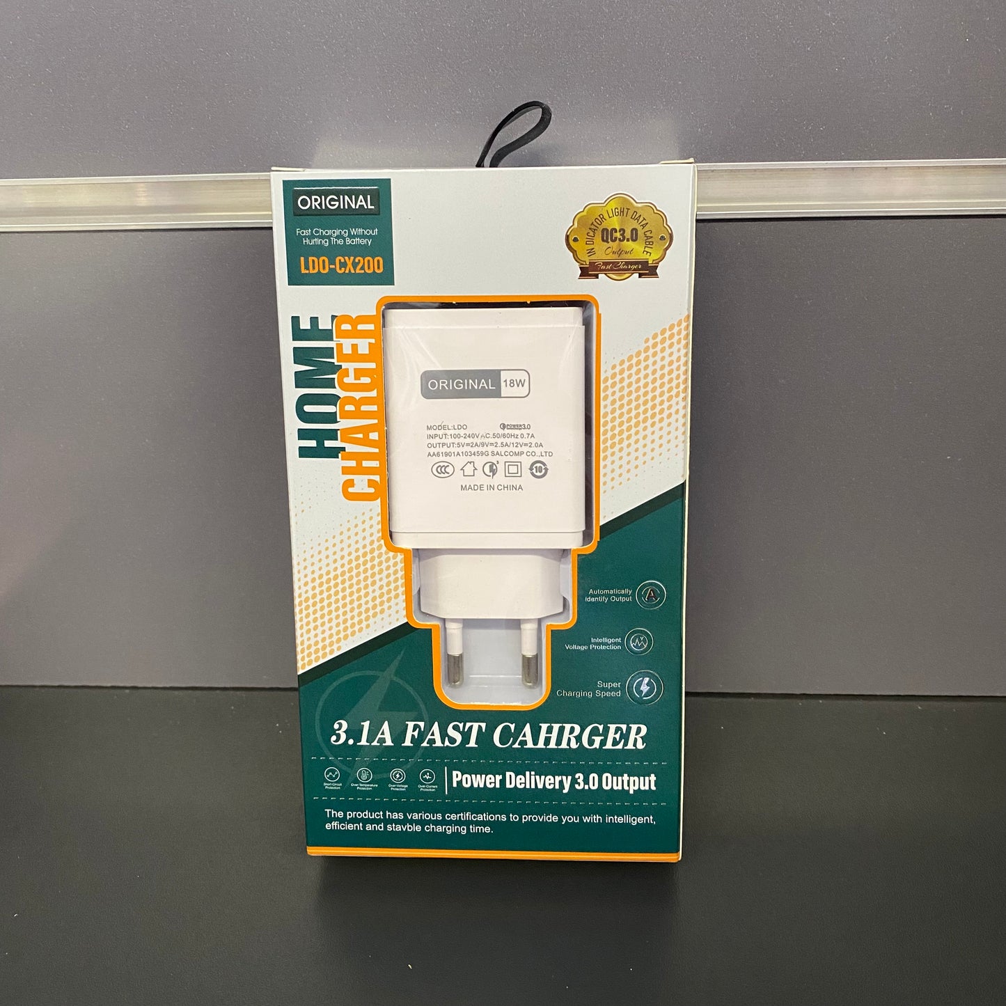 At. ADAPTER ME KABELL SAMSUNG  FAST CAHRGER  TYPE-C TO USB 3.1A