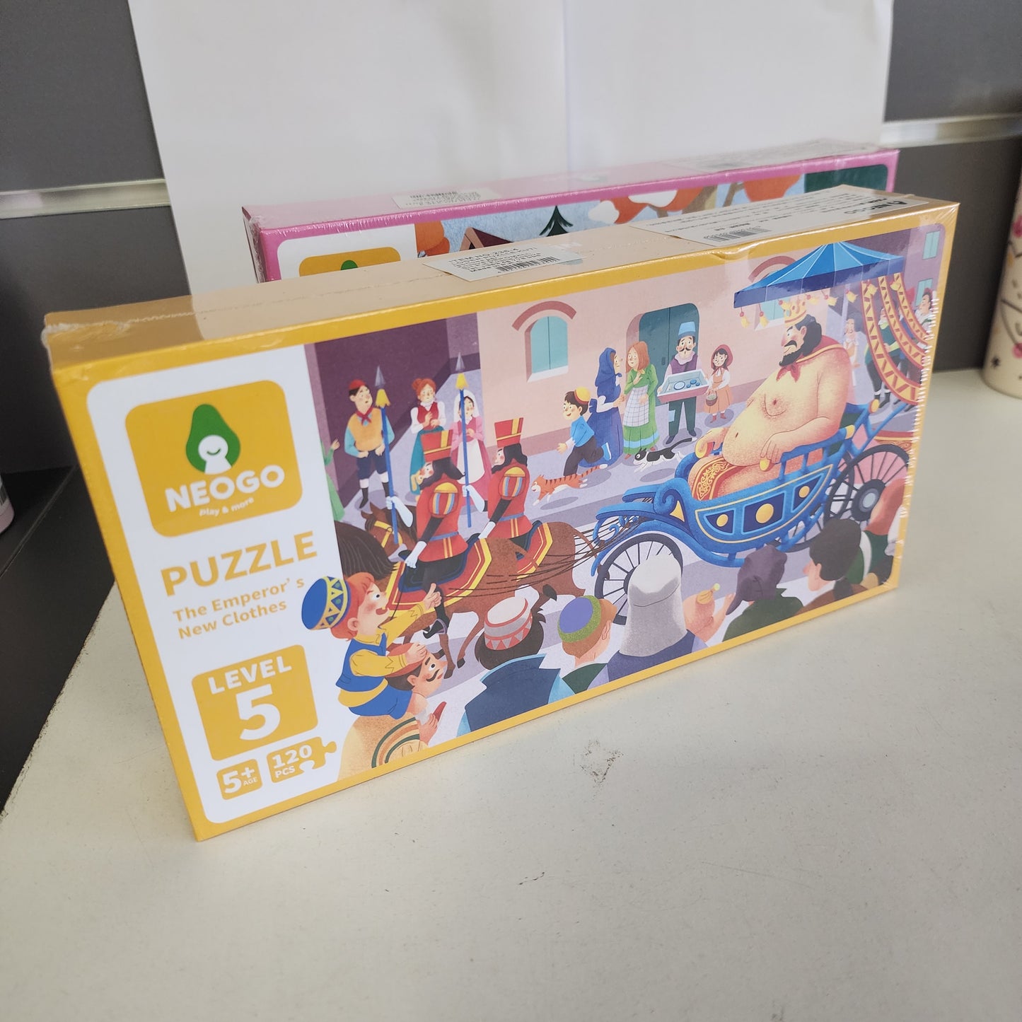 LO. PUZLE KUTI LETER (12) 235-4