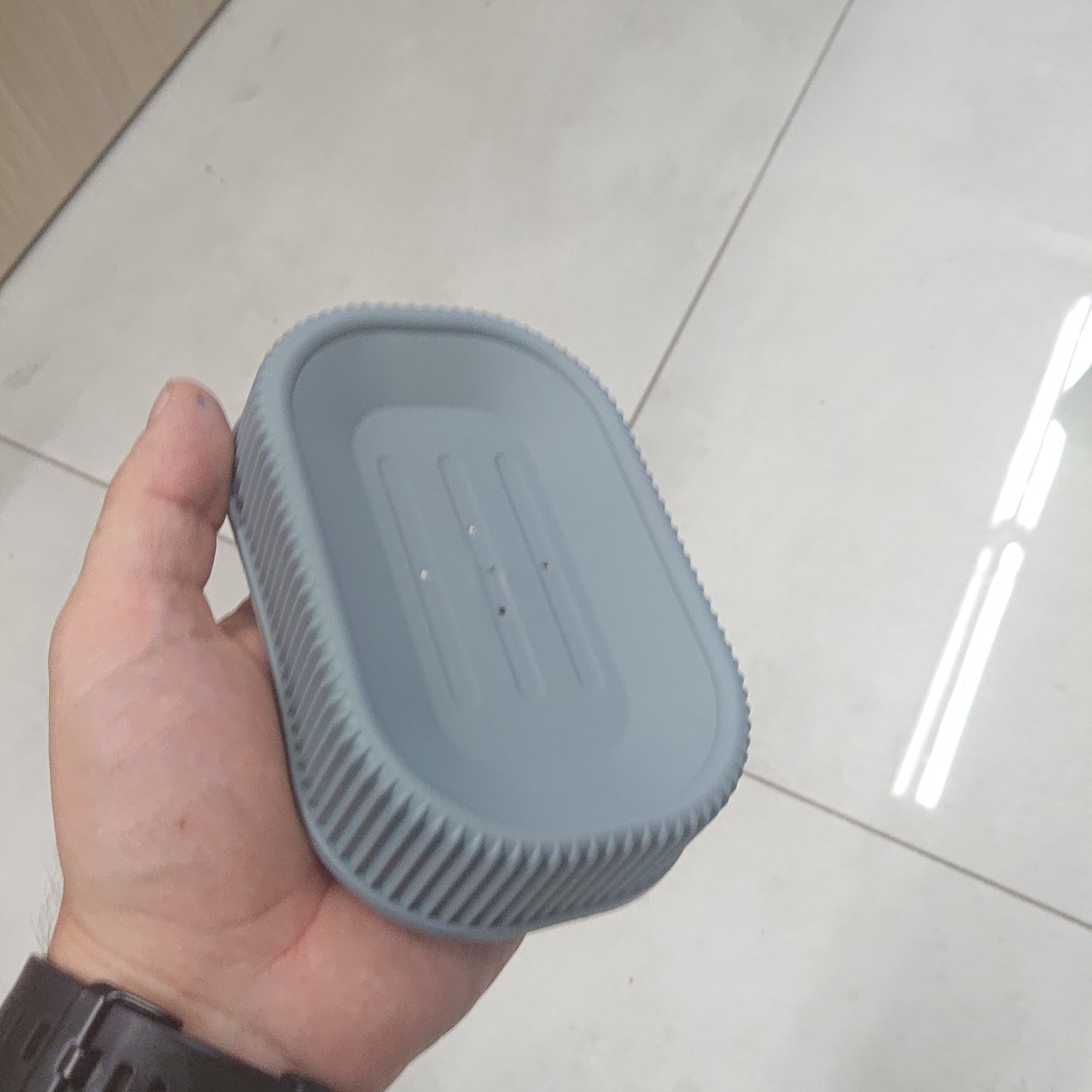 MSHT. Set per banjo 4/1  SAPUN DHE BRUSH TE THEMBEVE 4/1. VOĆE VC133