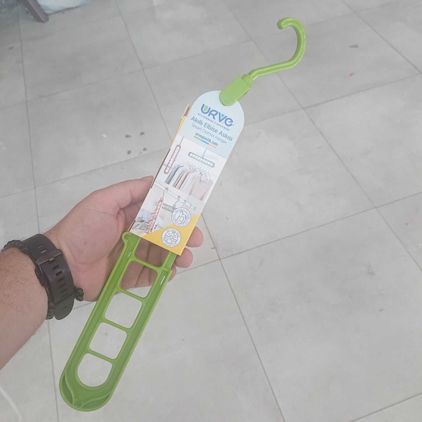 Msht. VARRESE PER RROBA. SMART HANGER UR3331